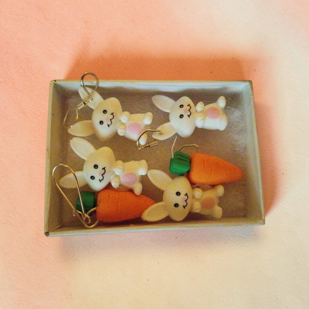 Charming Bunny and Carrot Earrings